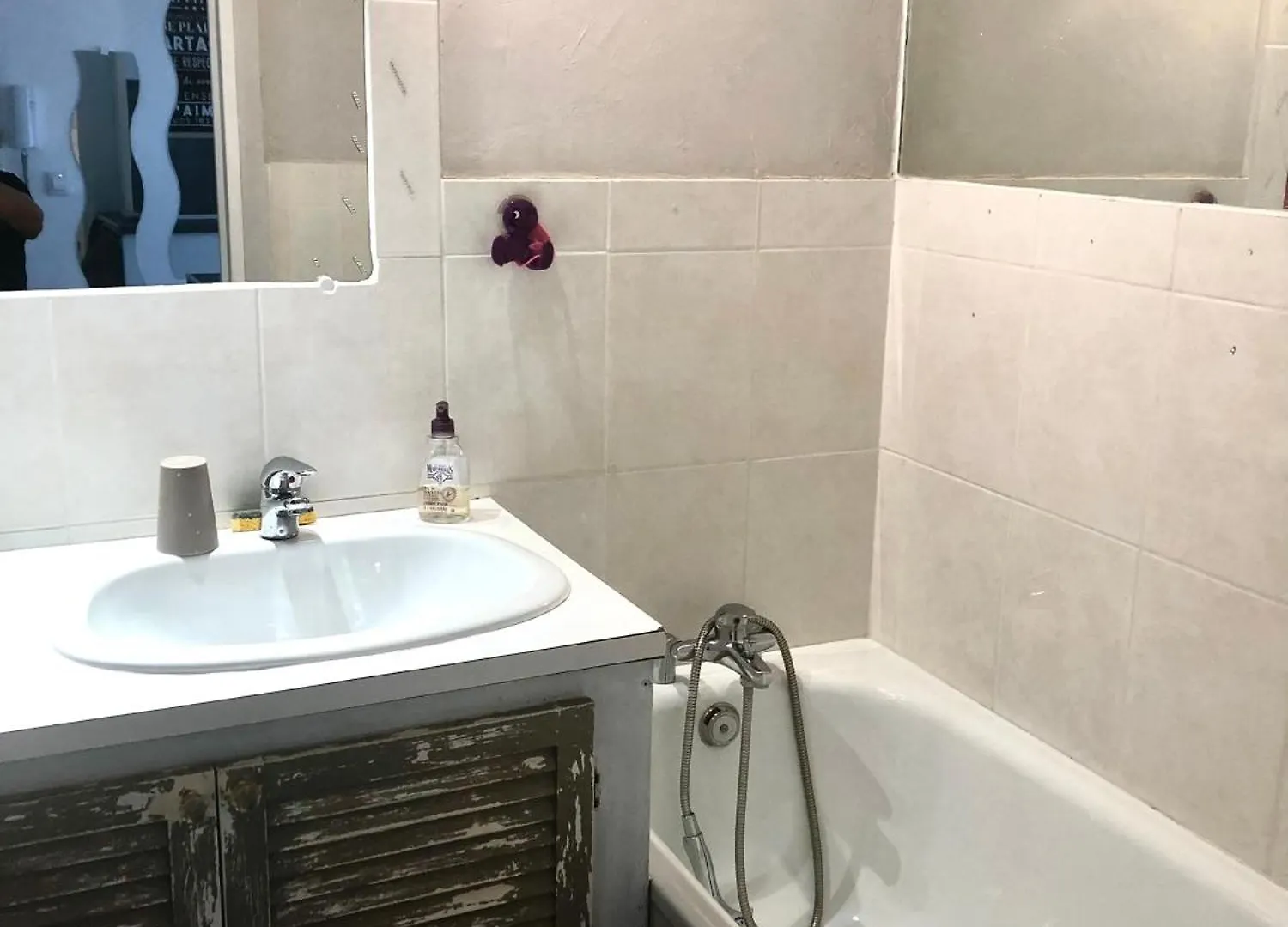 Apartment Appartement Bandol 2 Personnes Voir 4