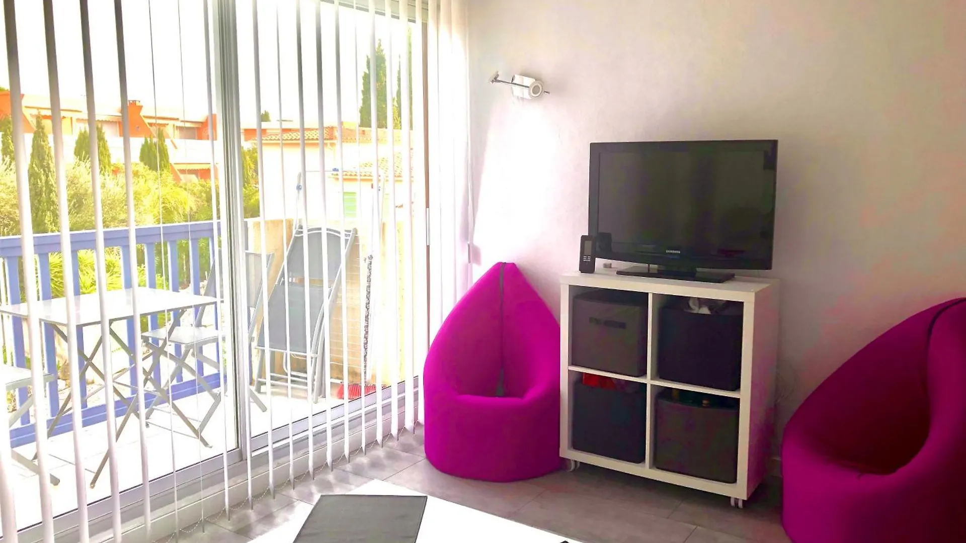 Apartment Appartement Bandol 2 Personnes Voir 4